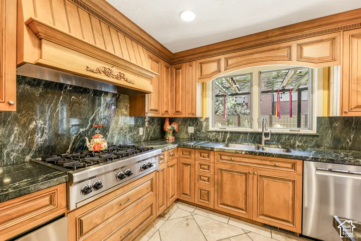 8415 S Red River Rd, Sandy, Utah 84093