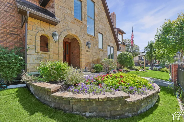 8415 S Red River Rd, Sandy, Utah 84093