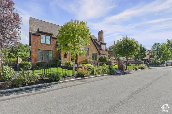 8415 S Red River Rd, Sandy, Utah 84093