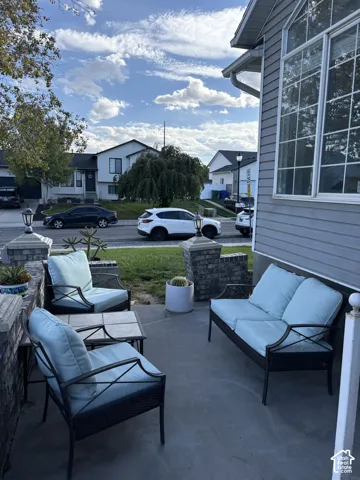 Large front porch/patio
