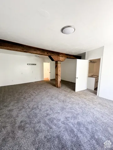 East master bedroom with walk in closet and full bathroom