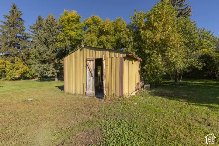 Outbuilding