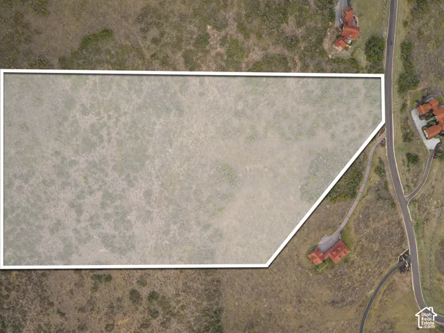 Expansive rectangular lot featuring a defined boundary