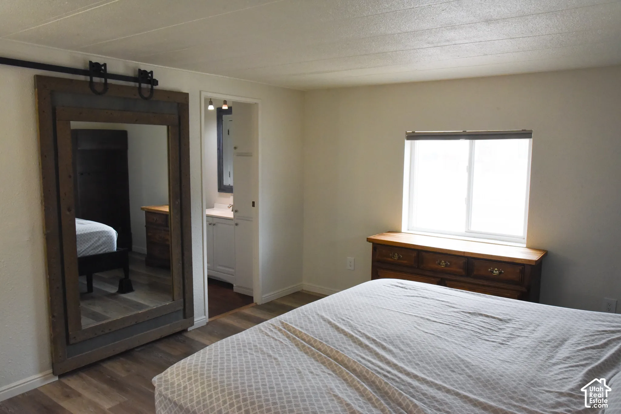 Wood-finish flooring throughout