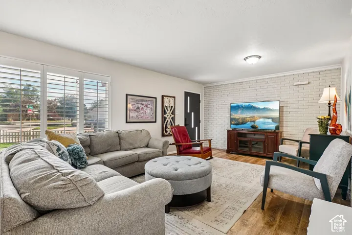 68 W Columbia Dr, Midvale, Utah 84047