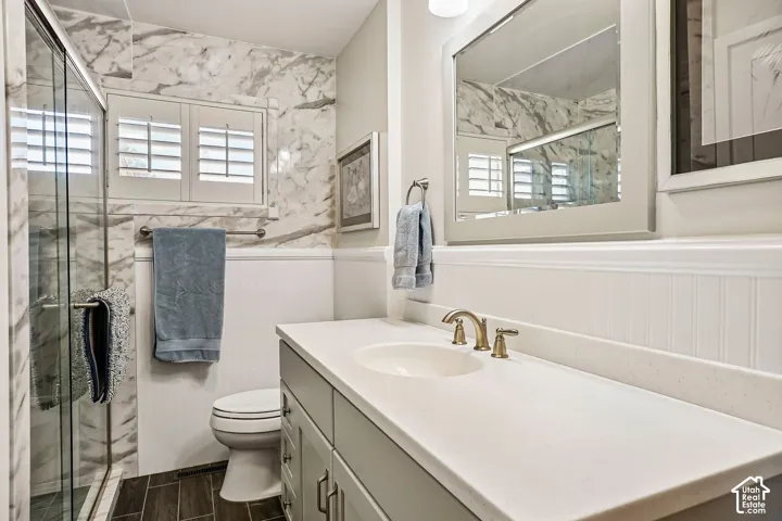 68 W Columbia Dr, Midvale, Utah 84047