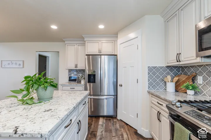 1259 W 2890 S, Nibley, Utah 84321