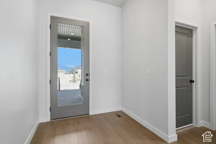 1327 S Glambert Ln, Saratoga Springs, Utah 84045