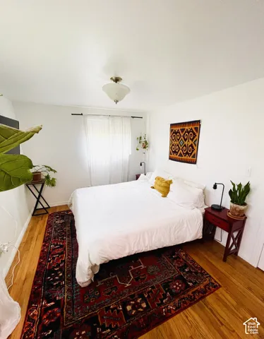 Cozy Bedroom 2hardood flooring,