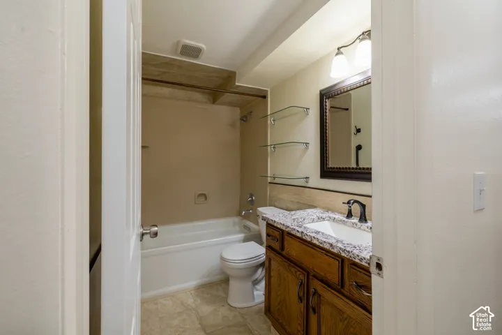 455 E 5600 S #d, Murray, Utah 84107