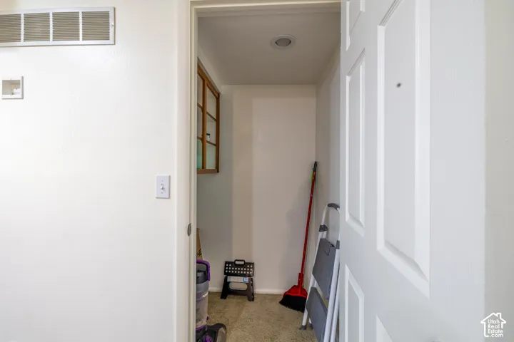 455 E 5600 S #d, Murray, Utah 84107
