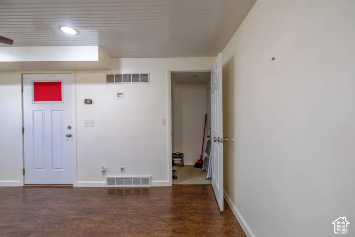455 E 5600 S #d, Murray, Utah 84107