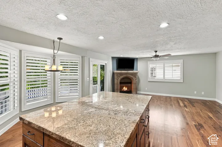 1172 E Castlecreek Dr, Murray, Utah 84117