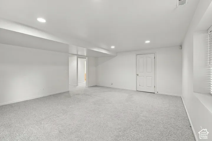 1172 E Castlecreek Dr, Murray, Utah 84117