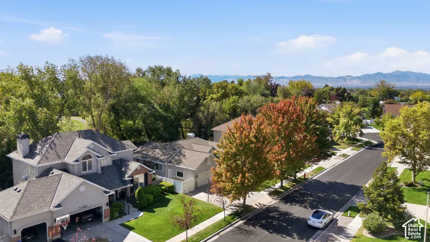 1172 E Castlecreek Dr, Murray, Utah 84117