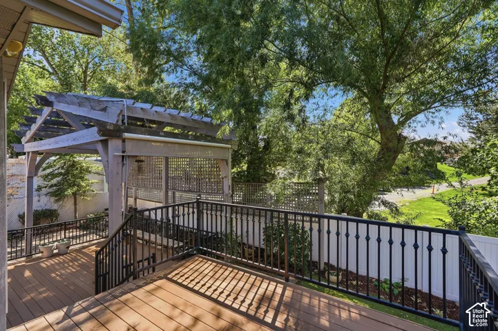 1172 E Castlecreek Dr, Murray, Utah 84117