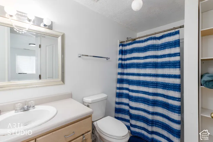 1401 S 1525 W, Syracuse, Utah 84075