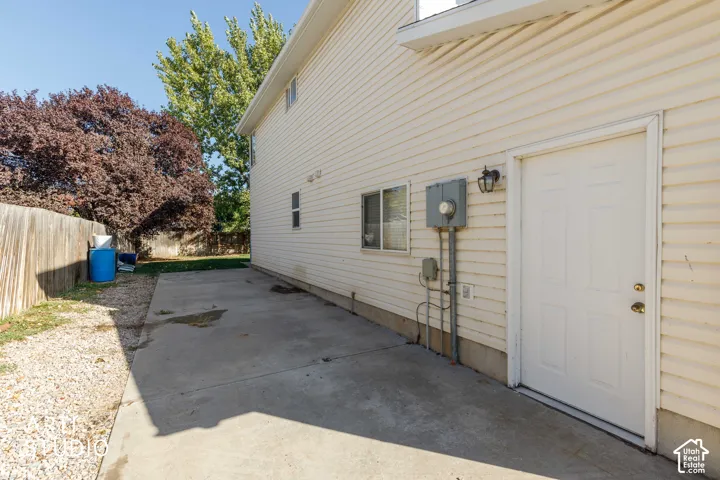 1401 S 1525 W, Syracuse, Utah 84075