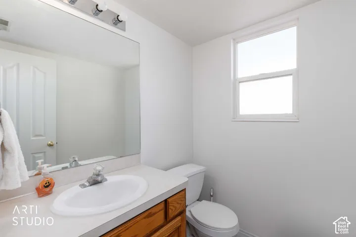 1401 S 1525 W, Syracuse, Utah 84075