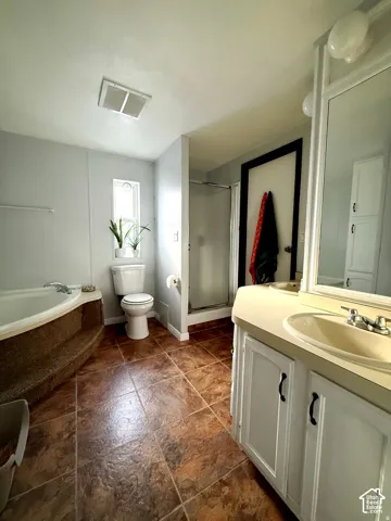 Brown-toned floor tiling