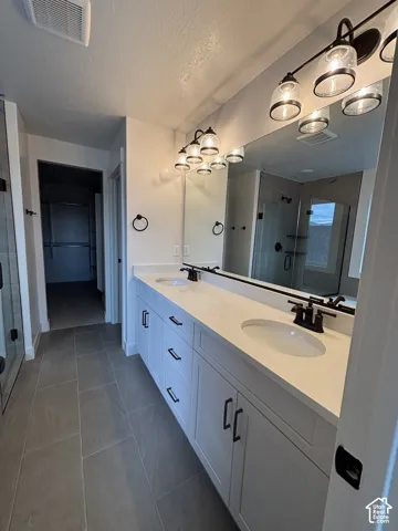 Double vanity