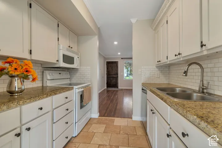 6092 S 2075 St, Holladay, Utah 84121