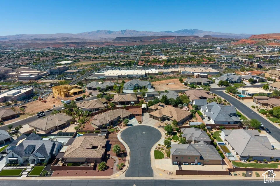 Residential neighborhood featuring cul-de-sac streets and diverse architectural styles