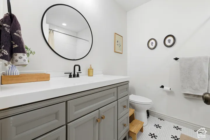 2275 E 4500 S, Holladay, Utah 84117