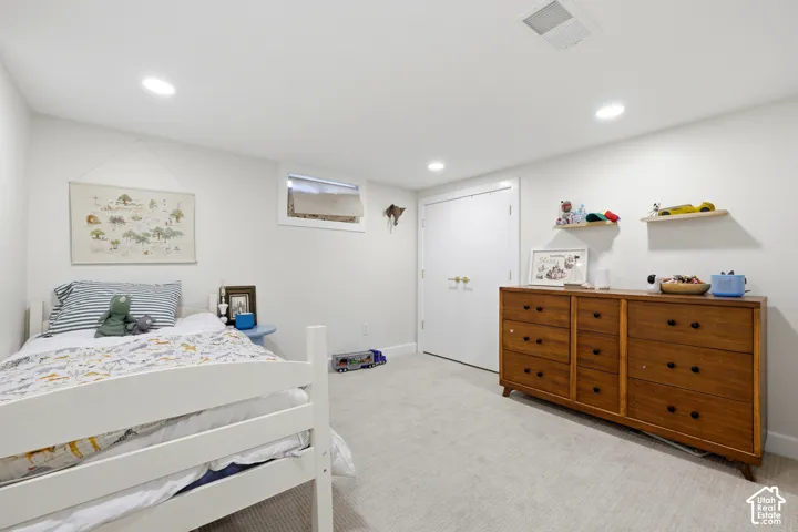 2275 E 4500 S, Holladay, Utah 84117