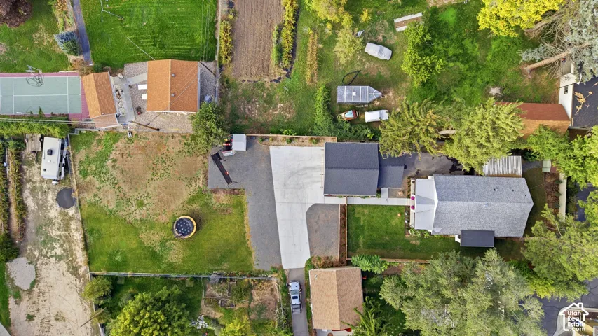 2275 E 4500 S, Holladay, Utah 84117