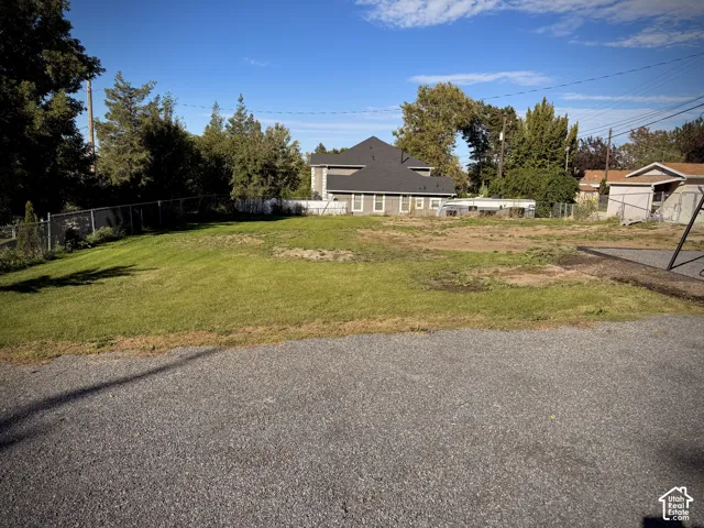 2275 E 4500 S, Holladay, Utah 84117