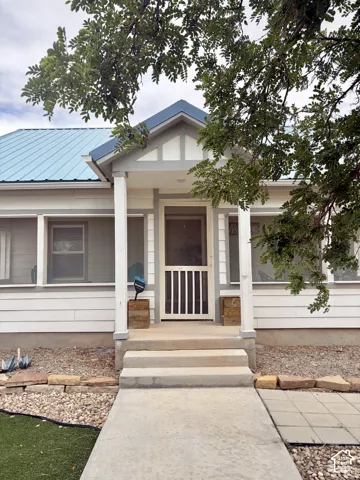 70 N 100 W, Hanksville, Utah 84734