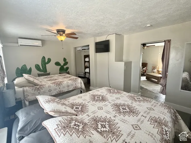 70 N 100 W, Hanksville, Utah 84734