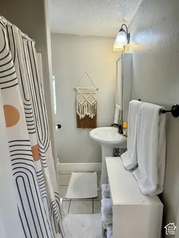 70 N 100 W, Hanksville, Utah 84734