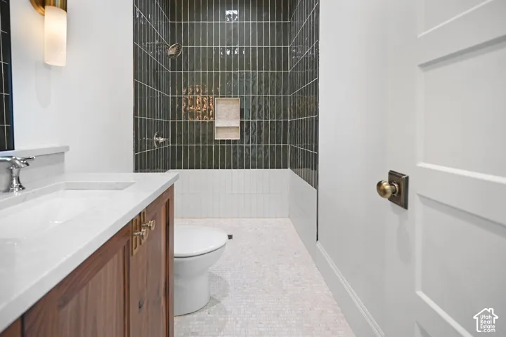 Bedroom 3 dedicated bathroom