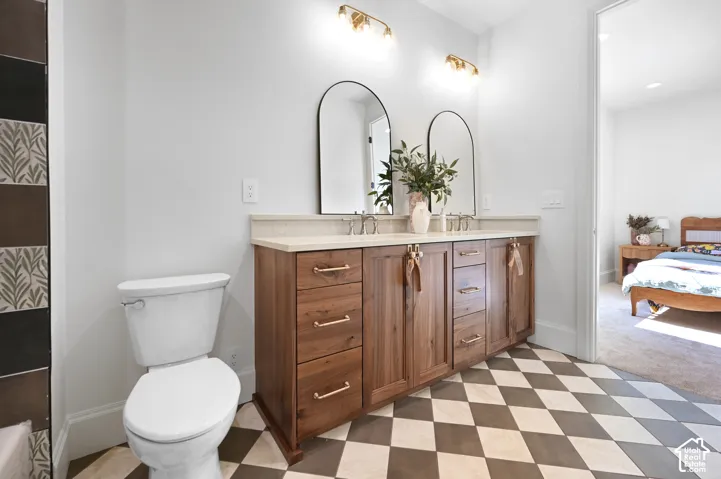 Jack and Jill Bathroom for Bedroom 1 and 2