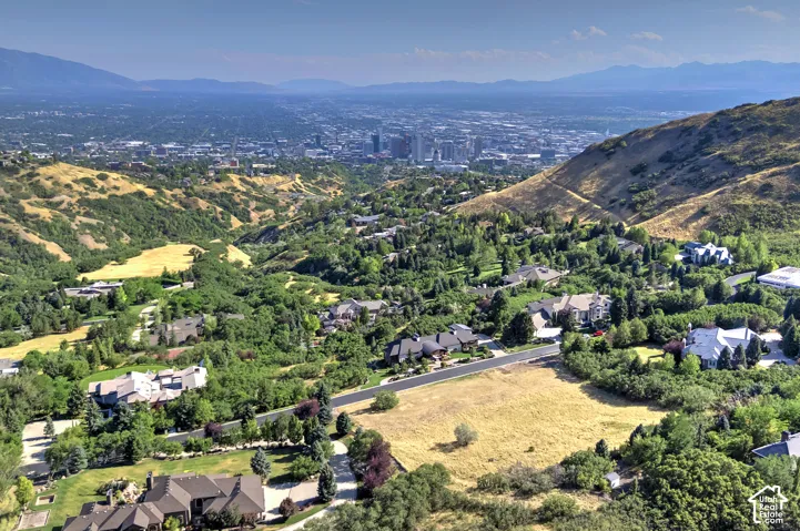 350 E Capitol Oaks Ln, Salt Lake City, Utah 84103