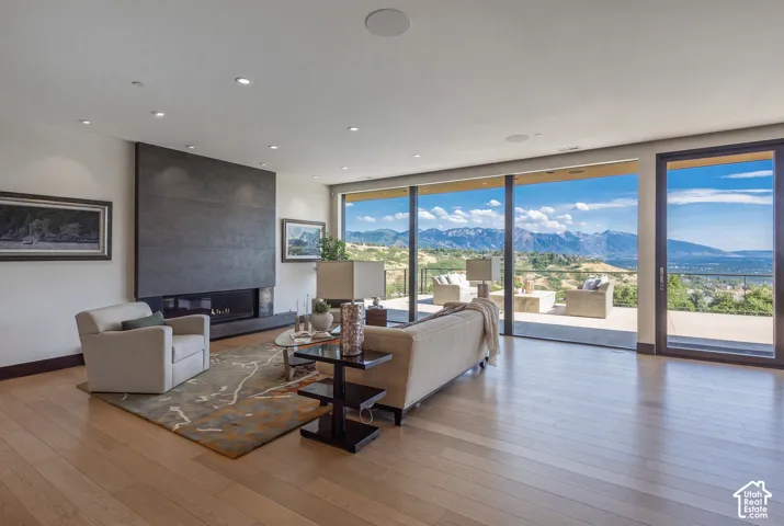 350 E Capitol Oaks Ln, Salt Lake City, Utah 84103