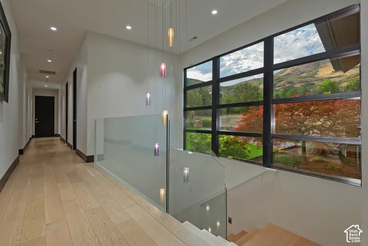 350 E Capitol Oaks Ln, Salt Lake City, Utah 84103