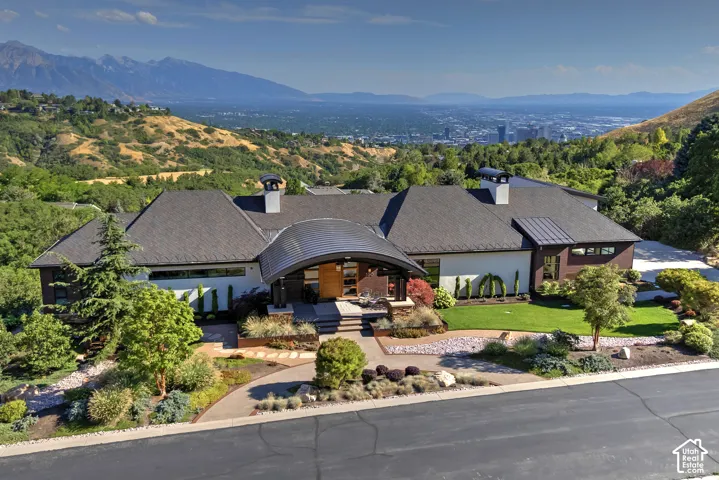 350 E Capitol Oaks Ln, Salt Lake City, Utah 84103