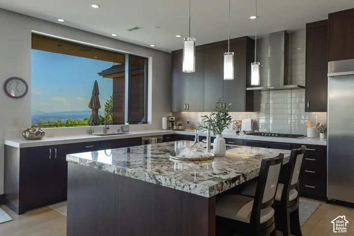 350 E Capitol Oaks Ln, Salt Lake City, Utah 84103