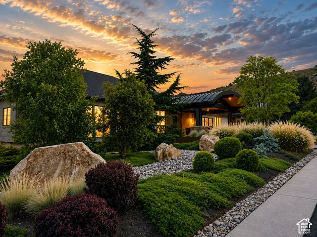 350 E Capitol Oaks Ln, Salt Lake City, Utah 84103