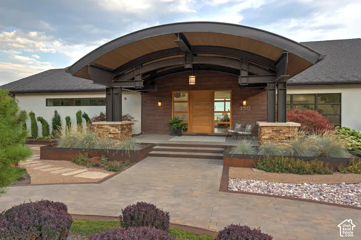350 E Capitol Oaks Ln, Salt Lake City, Utah 84103