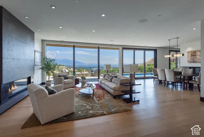 350 E Capitol Oaks Ln, Salt Lake City, Utah 84103