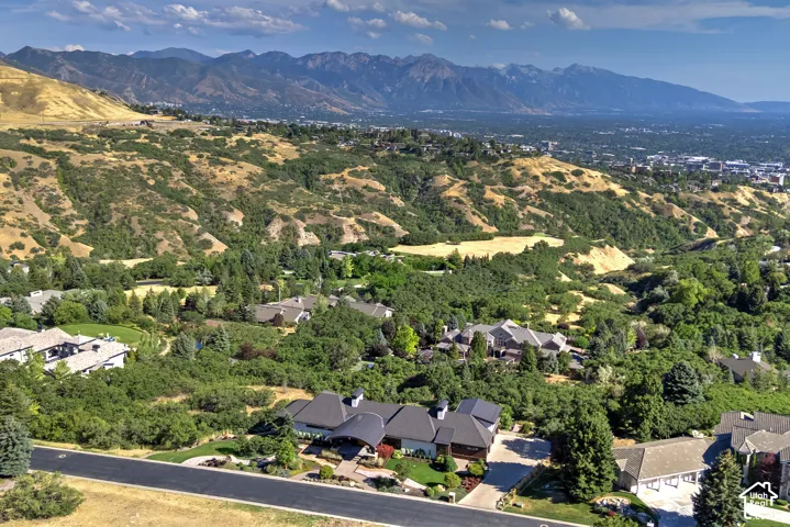 350 E Capitol Oaks Ln, Salt Lake City, Utah 84103
