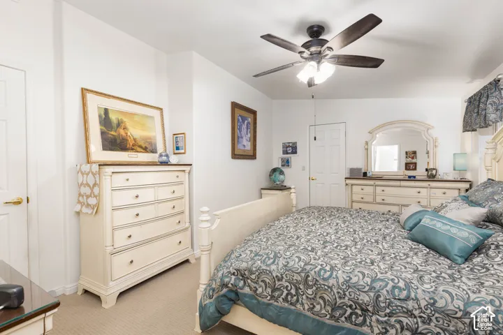 White painted walls with neutral carpeting