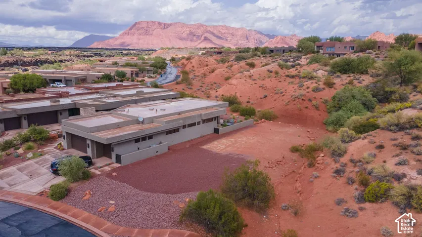 Lot with privacy in Entrada