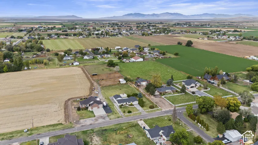 5803 S 6300 W, Hooper, Utah 84315