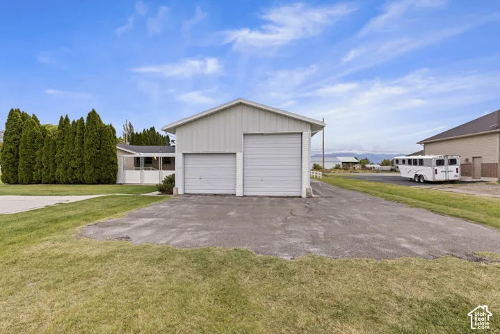 5803 S 6300 W, Hooper, Utah 84315