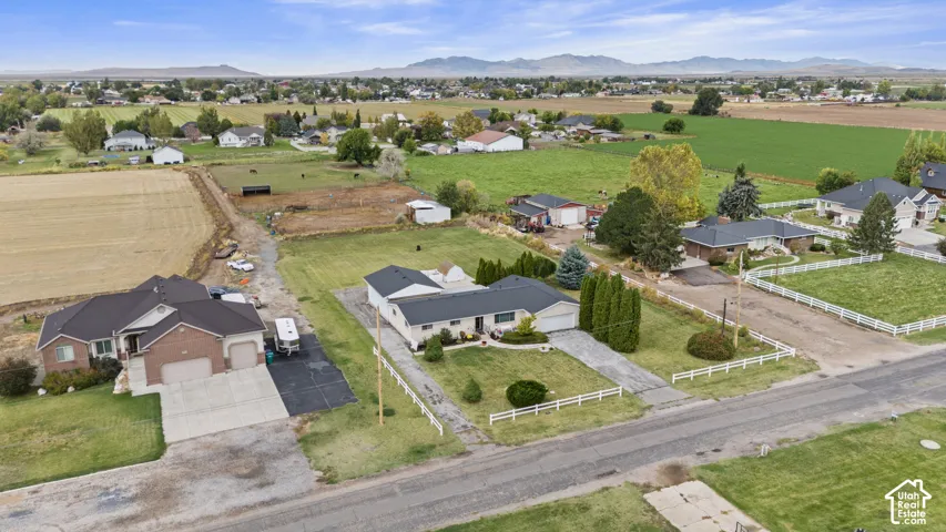 5803 S 6300 W, Hooper, Utah 84315
